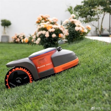 Segway-Ninebot пуска на пазара роботизираната косачка за трева Segway Navimow